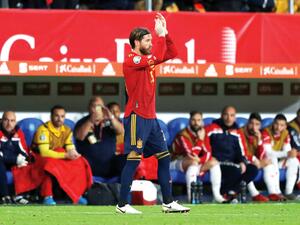 راموس يحيي الجماهير