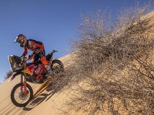 Stage 6 of the Dakar Rally ran from Ha'il to the Saudi Arabian capital of Riyadh on Friday.
