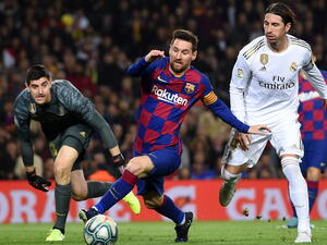 ميسي يواجه كورتوا مجدداً