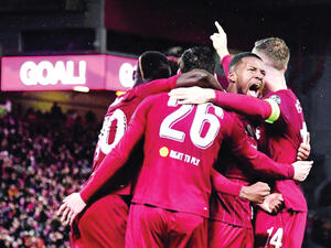 ليفربول مهدد بفقدان لقب الدوري الإنجليزي