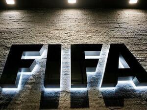 FIFA says football players' contracts expiring at end of 2019-2020 season to remain valid until leagues' end (Photo: AA)