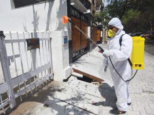 المستقبل مجهول فيما يخص استكمال البطولات