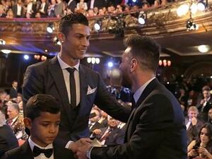 ميسي ورونالدو