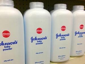 وقف بيع بودرة جونسون للأطفال في أمريكا وكندا بعد دعاوى تربطها بالسرطان