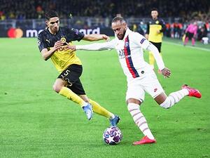 نيمار (يمين)