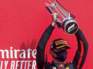 فيرشتابن يفوز على حساب هاميلتون وبوتاس 