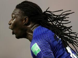 Bafétimbi Gomis scored again for Al-Hilal as their march toward the Saudi title continued. (Photo: Arab News)