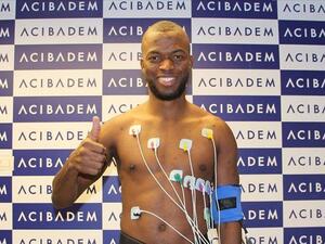 Valencia, 30, inks 3-year-deal with Turkish club (Photo: AA)