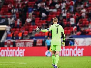 مانويل نوير يبقى الخيار الأول لبايرن ميونيخ