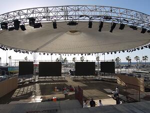 No spectators will be allowed at the Jeddah Corniche court, but giant television screens were installed within the vicinity for the crowd. (Supplied)