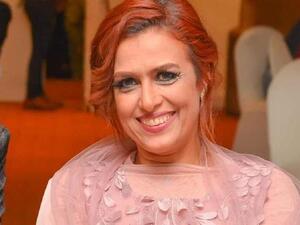 ظهور نادر لسيمون برفقة زوجها