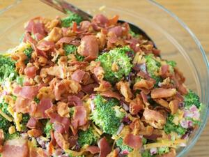 سلطة بروكلي صحية