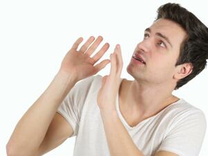 هناك أشخاص يعانون الوهن والضعف في شخصياتهم فلا يحبون المواجهة