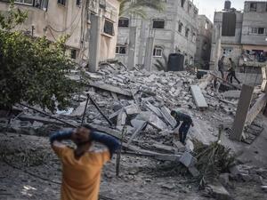 180 مواطنا أصيبوا خلال "العدوان الإسرائيلي" بينهم عدد من "الحالات الخطيرة والحرجة".