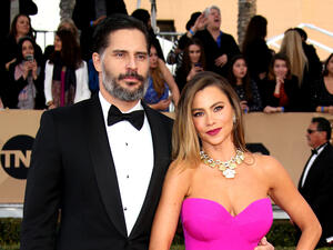 جو مانجانيلو وصوفيا فيرغارا