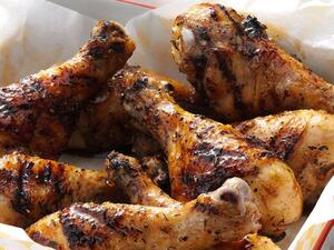 أفخاذ دجاج بالعسل والزعتر