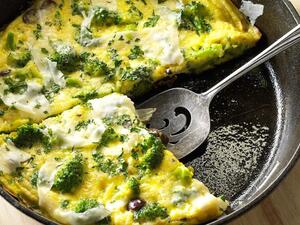 بيض بالبروكلي