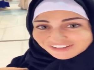 جومانا مراد تؤدي مناسك العمرة