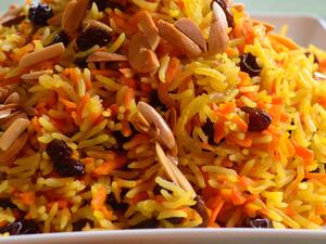 طاجن الأرز بالجزر واللحم 