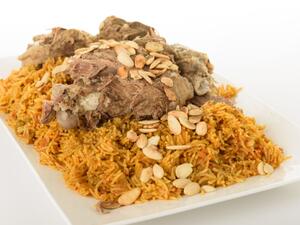 يزيد تناول الكبسة من نشاط الجسم بسبب التوابل كما أنها تؤخر ظهور الشيخوخة وعلامات تقدم العمر