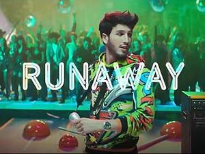 The Jonas Brothers may not be native Spanish speakers like Sebastian Yatra and Daddy Yankee, but you don't have to be to understand the chorus of their catchy new song Runaway. (YouTube)