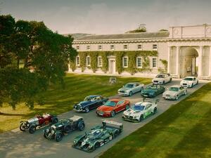 عائلة Bentley في مهرجان ’جودوود" للسرعة