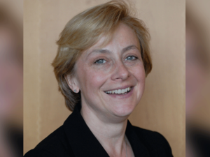 ديبرا لوجان، نائب رئيس الأبحاث لدى مؤسسة «جارتنر»