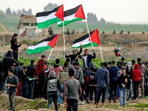 قوات الاحتلال قد فتحت الرصاص الحي والمطاطي والغازات المسيلة للدموع ضد الفلسطينيين