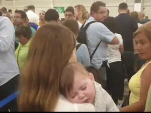 نانسي عجرم تحل ازمة المطار 