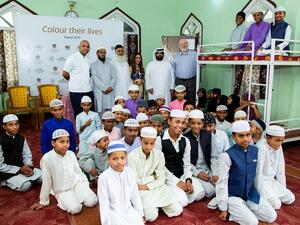 سفير الدولة لدى نيبال والاتحاد للطيران يتبرعان بعشرة أسِرَّة مزدوجة