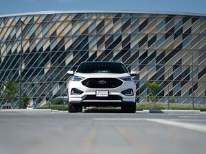 سيارة إدج مزوّدة بمحرك EcoBoost القوي وعالي الكفاءة سعة 2.0 ليتر، وتأتي النسخة الرياضية منها إدج STبمحرك EcoBoost سعة  2.7 لتر V6 لأداء مثالي