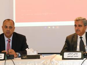 حدد د. أبو صعيليك أربعة محاور لاستعادة زخم النمو الاقتصادي والانتقال من مثلث البقاء إلى مثلث الرخاء