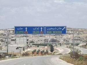  الفصائل المعارضة والجهادية انسحبت ليل الثلاثاء إلى الأربعاء من مدينة خان شيخون 