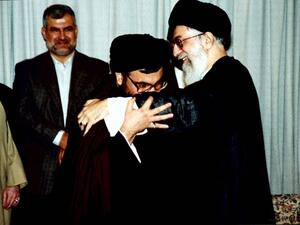 وفي هذه الحرب قتلت اسرائيل 1200 لبناني ودمرت البنية التحتية للبلاد 