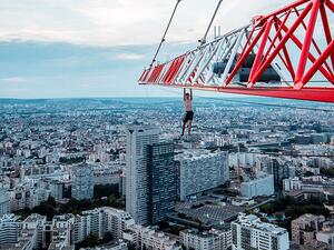 Mr Lockwood has been scaling buildings, cranes and bridges for the last three years and insisted he felt no fear during the death-defying stunt. (Daily Mail)