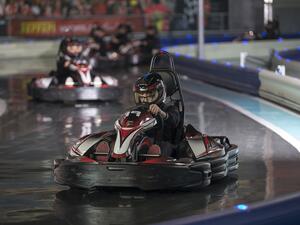 ستكون العائلات والأصدقاء على موعد مع أجمل العروض التقليدية التي تعكس القيم التراثية الأصيلة للثقافة الإماراتية