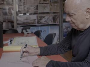 المهندس المعماري المعروف وسفير الماركة التجارية يقدم تصميم "إنفينيتا" في المعرض 