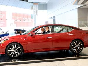 نيسان ألتيما 