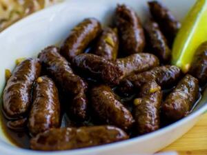 طبق النقانق على الطريقة اللبنانية