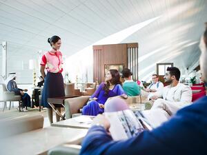 مرحبا توسع صالتها في مطار دبي الدولي لخدمة مزيد من العملاء.