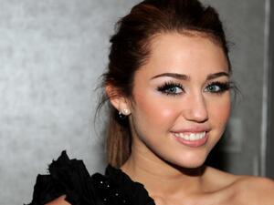 مايلي ساريس