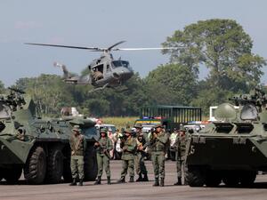 Members of the National Guard take part in a military exercise at Garcia Hevia airport in La Fria, Tachira state Venezuela September 10, 2019. (Schneyder MENDOZA / AFP)