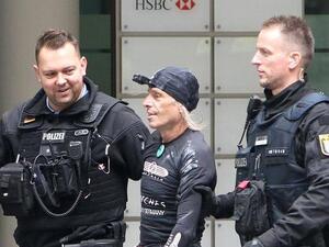 Alain Robert, known as the French "Spiderman"  (Twitter)