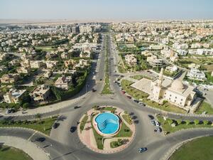 يمثل مشروع The Estates أولى المشروعات الأربعة التي تطلقها سوديك في الشيخ زايد الجديدة، ويمثل مجتمعاً عمرانياً حصرياً وراقياً.