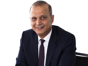 تعيين تكريم التهامي، مدير عام شركة "أي بي أم" في الشرق الأوسط وإفريقيا لتمثيل الشركة بالمجلس الاستشاري لفترة ثانية