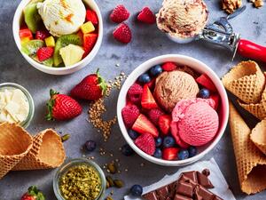 آيس كريم بحبيبات الشوكلاتة