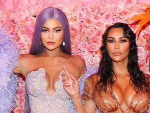 كيم كارداشيان وكايلي جينر