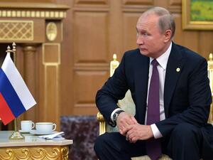 Russian President Vladimir Putin attends a meeting with his Turkmen counterpart in Ashgabat on October 11, 2019. (Alexey DRUZHININ / SPUTNIK / AFP)