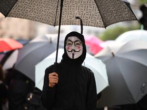 Hong Kong protesters arrested for defying a new face mask ban appeared in court on October 7 following a violent weekend of unrest which saw bloody clashes with police and widespread vandalism that crippled the city's train network. Mohd RASFAN / AFP