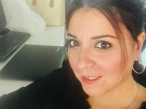 Blogger and journalist Esraa Abdel Fattah, 41, was detained on Saturday evening, a fellow activist said. (Twitter)